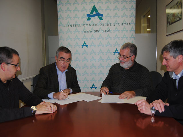 Conveni entre el Consell Comarcal i Fira d’Igualada per col•laborar en el foment econòmic de l’Anoia i la seva promoció