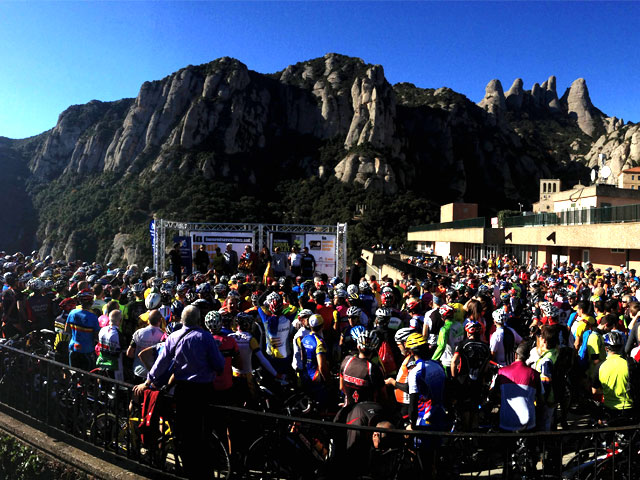 Més de 170 participants a la Marxa Cicloturista Montserratina