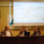 Responsables del projecte Infoparticip@ expliquen com complir la transparència informativa en els webs municipals en una reunió al Consell Comarcal