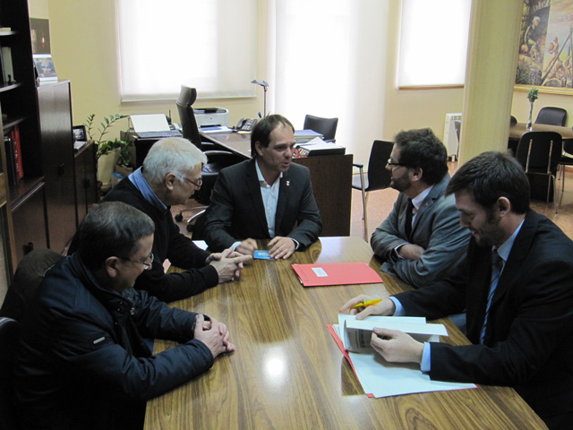 El director general de Joventut de la Generalitat, Toni Reig, visita els espais joves de Calaf, Vallbona i la Pobla