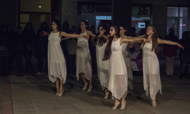 L’escola de dansa del Consell Comarcal se suma a la Diada per eradicar la Violència Masclista
